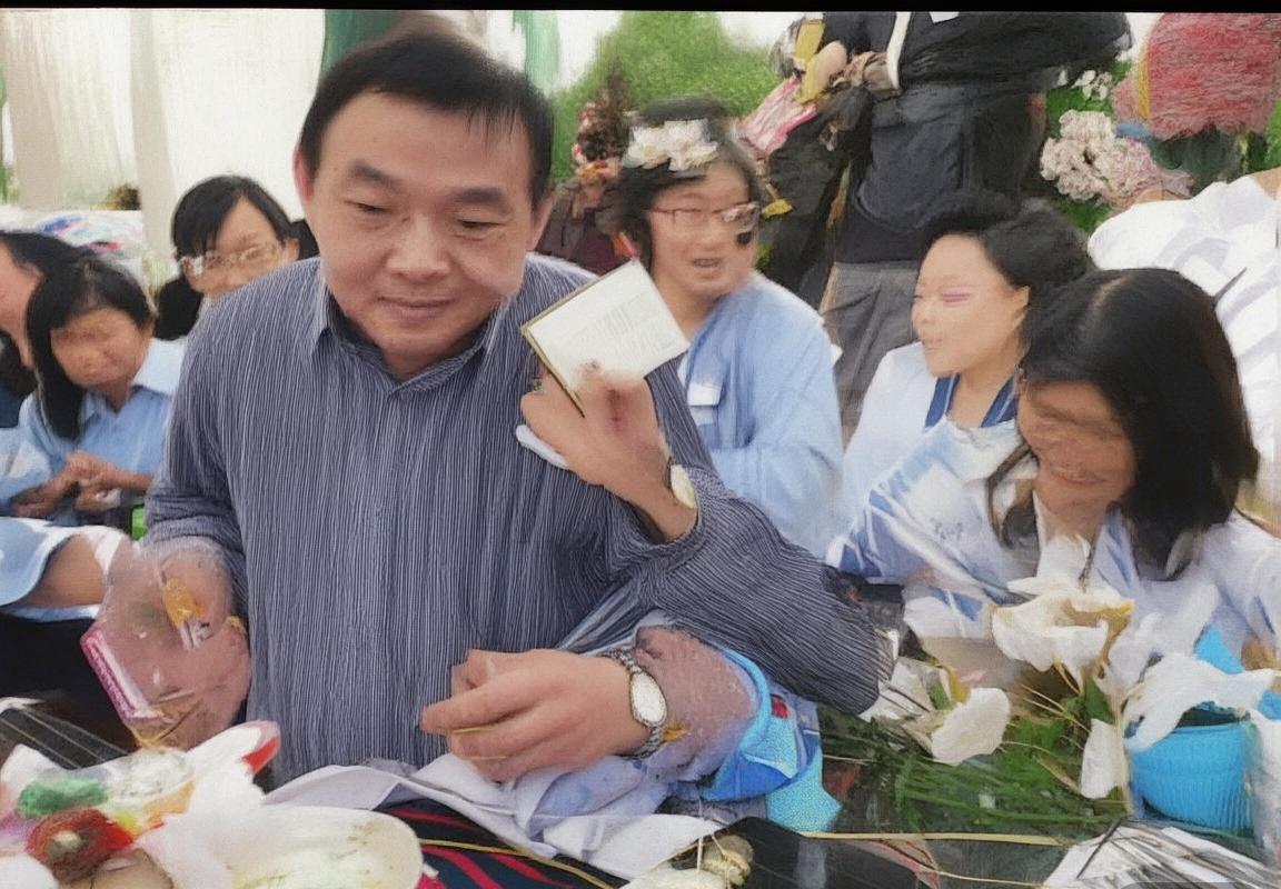 2002世界杯决赛：巴西2-0德国传奇之夜 罗纳尔多双响加冕荣耀(图4)